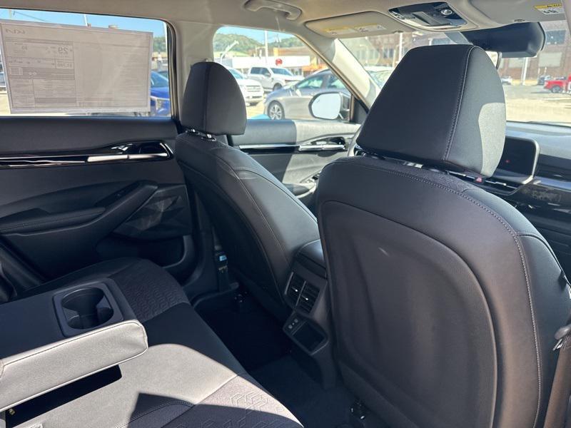 new 2026 Kia Seltos car, priced at $26,927