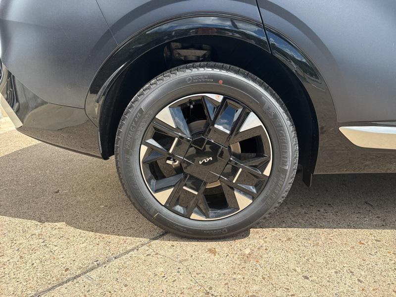 new 2026 Kia Sportage car, priced at $36,766