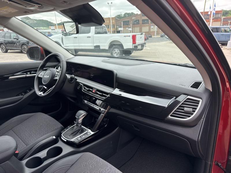 new 2025 Kia Seltos car, priced at $28,400