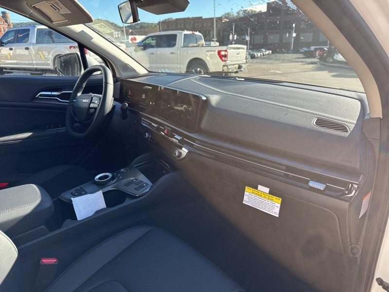 new 2026 Kia Sportage Hybrid car, priced at $35,000