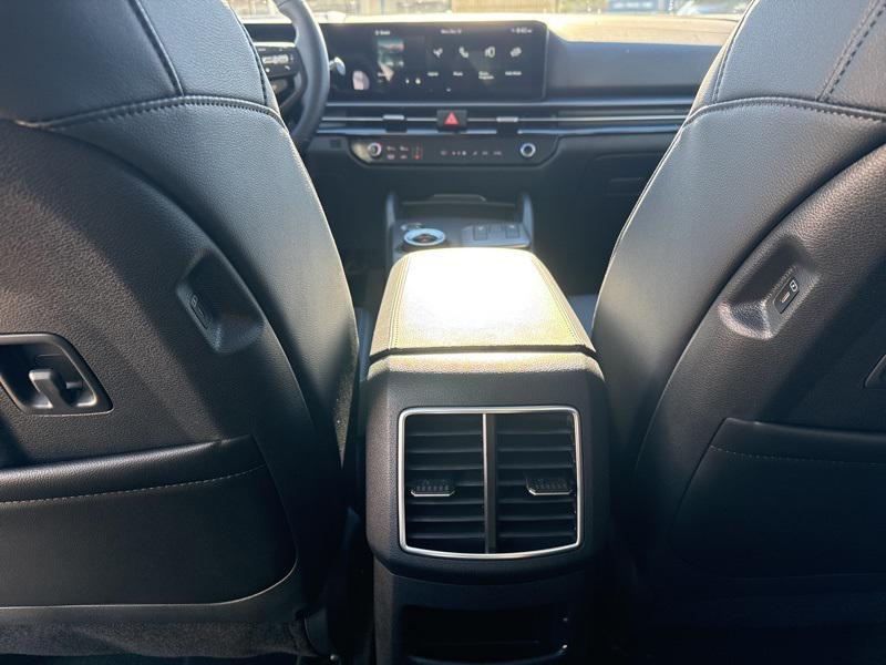 new 2026 Kia Sportage Hybrid car, priced at $35,000