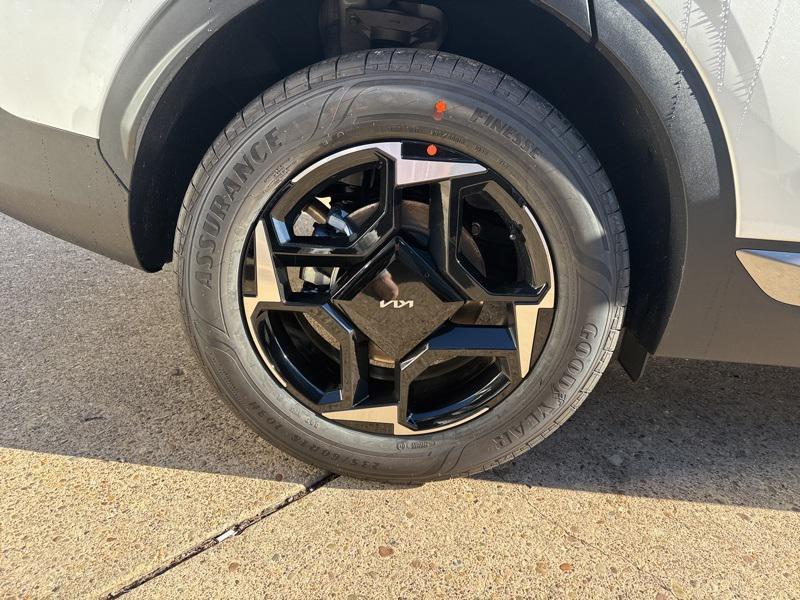 new 2026 Kia Sportage Hybrid car, priced at $35,000