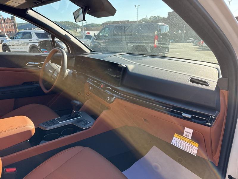 new 2026 Kia Sportage car, priced at $35,436