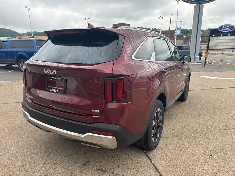 new 2025 Kia Sorento car, priced at $35,500