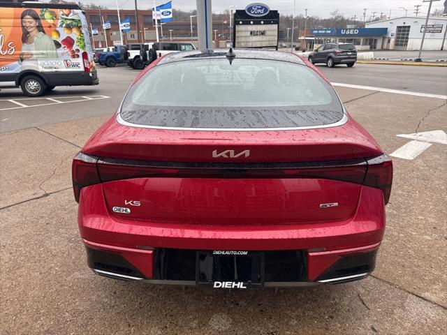 new 2025 Kia K5 car, priced at $31,000