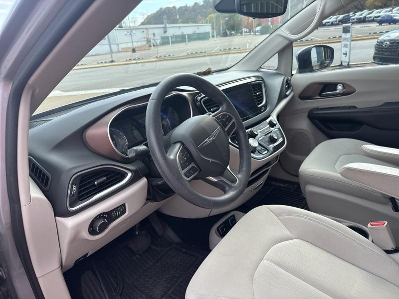 used 2017 Chrysler Pacifica car, priced at $12,282