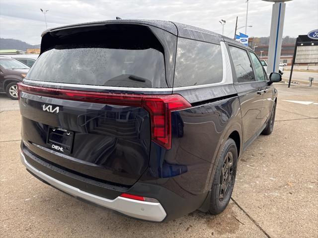 new 2025 Kia Carnival car, priced at $39,000