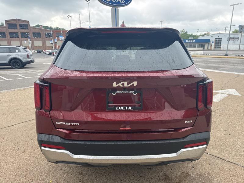 new 2025 Kia Sorento car, priced at $35,827