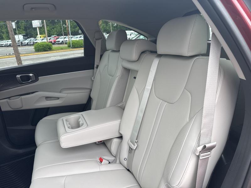 new 2025 Kia Sorento car, priced at $35,827