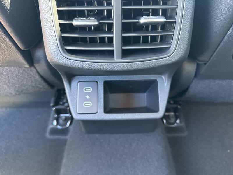 new 2026 Kia Seltos car, priced at $28,927