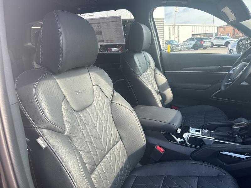 new 2025 Kia Telluride car, priced at $45,102