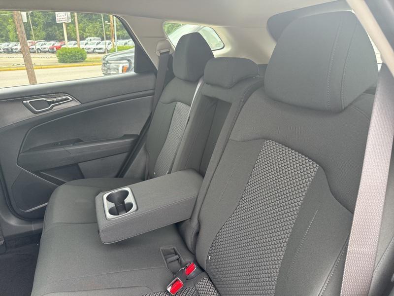 new 2025 Kia Sportage Hybrid car, priced at $29,071
