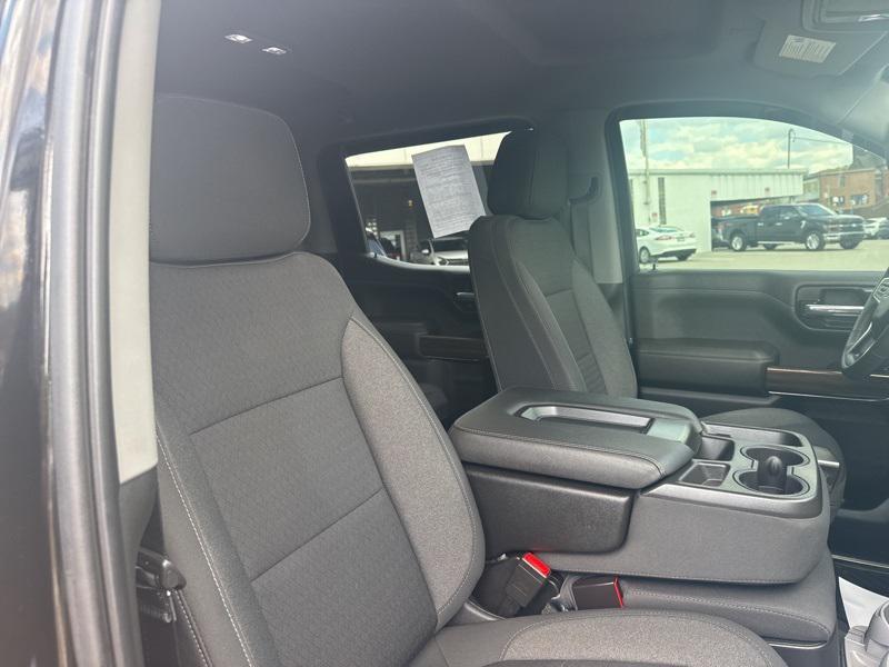 used 2022 Chevrolet Silverado 1500 car, priced at $40,144