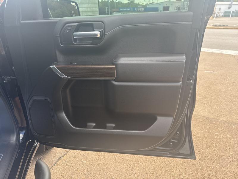 used 2022 Chevrolet Silverado 1500 car, priced at $40,144