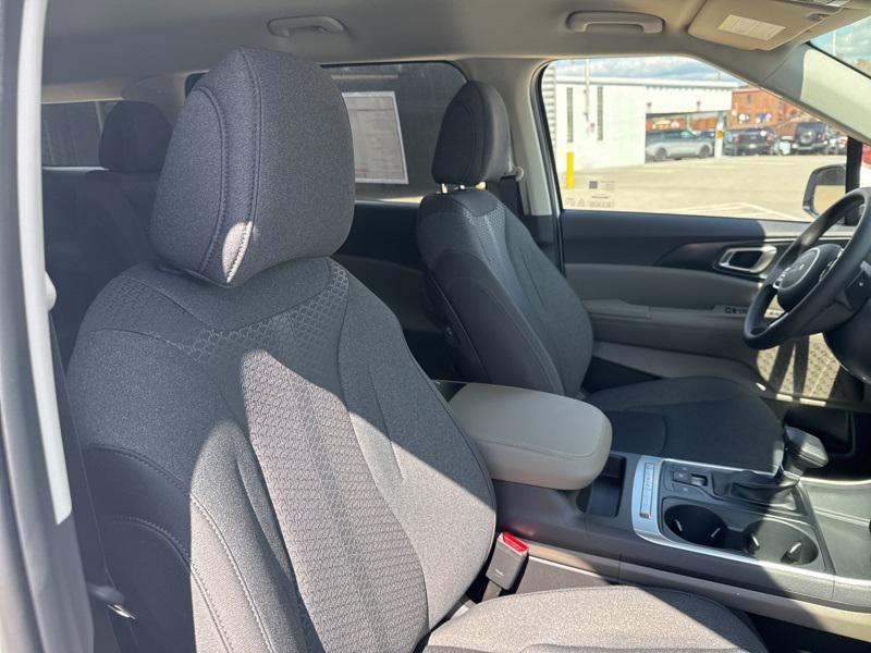 new 2026 Kia Carnival car, priced at $36,226