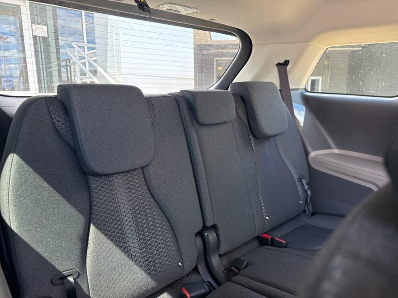 new 2026 Kia Carnival car, priced at $36,226