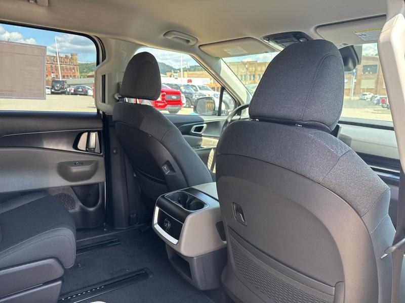 new 2026 Kia Carnival car, priced at $36,226