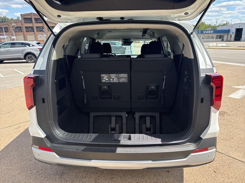 new 2026 Kia Carnival car, priced at $36,226