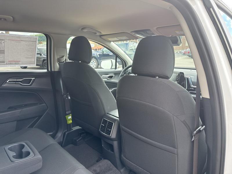 new 2025 Kia Sportage Hybrid car, priced at $29,427