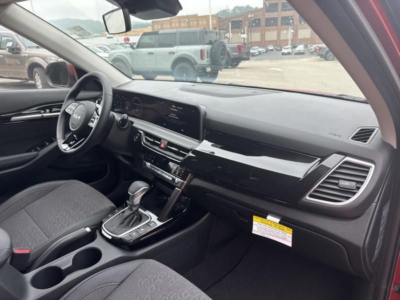 new 2025 Kia Seltos car, priced at $27,426
