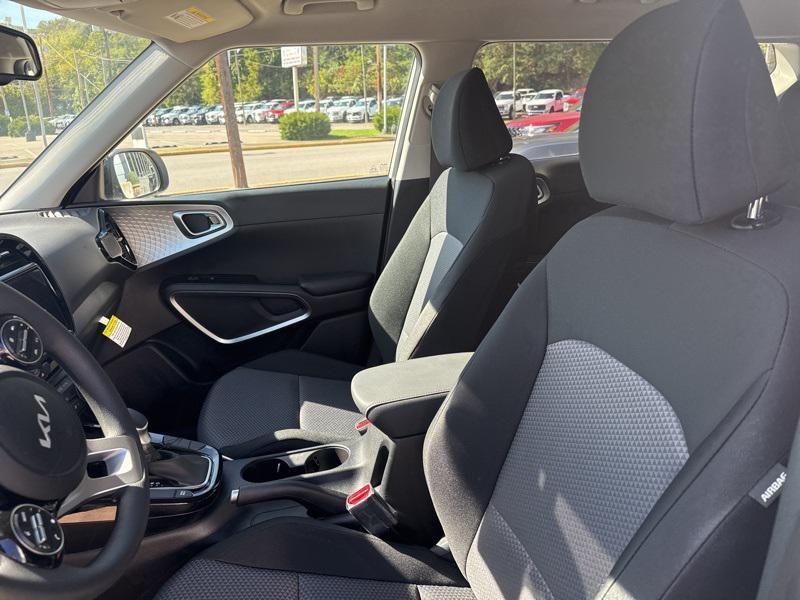 new 2025 Kia Soul car, priced at $23,160
