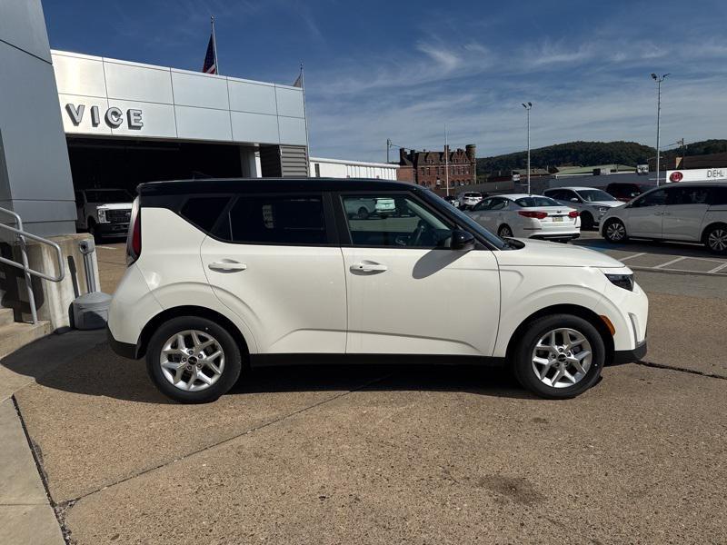 new 2025 Kia Soul car, priced at $23,160