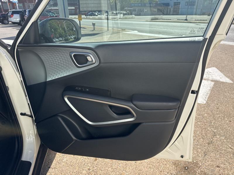 new 2025 Kia Soul car, priced at $23,160