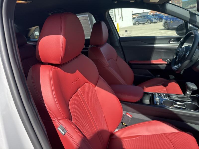 new 2026 Kia K5 car, priced at $28,013