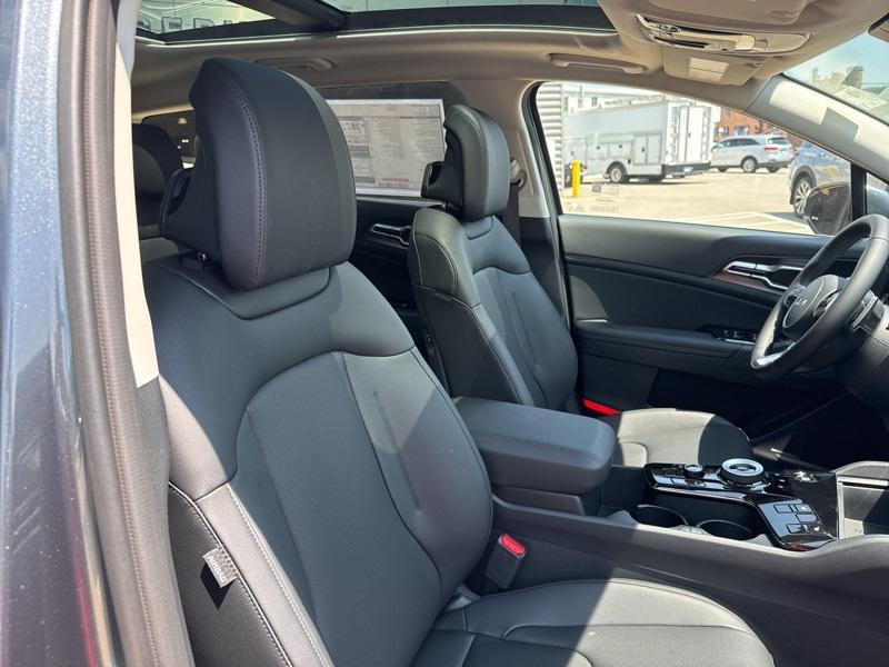 new 2025 Kia Sportage Hybrid car, priced at $32,982