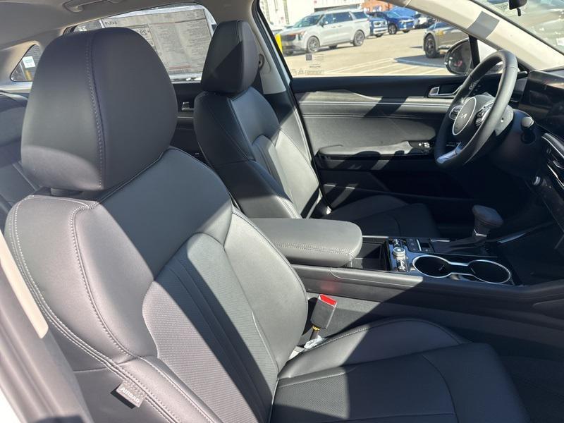 new 2026 Kia K5 car, priced at $35,000