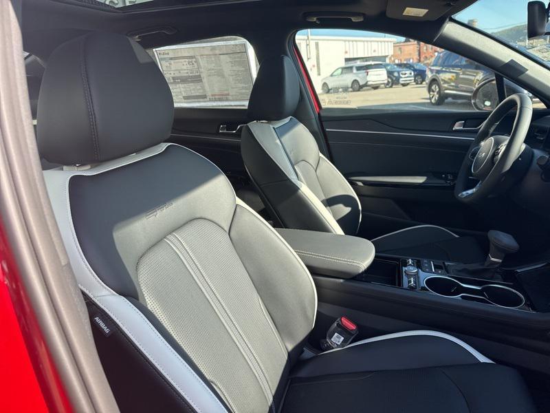 new 2026 Kia K5 car, priced at $30,900