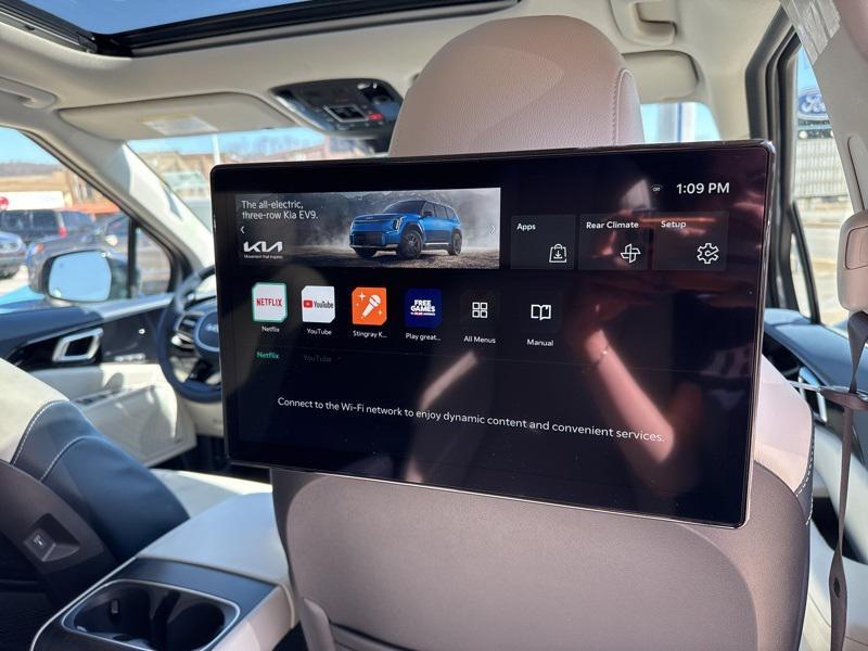 new 2025 Kia Carnival car, priced at $53,000