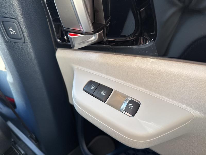 new 2025 Kia Carnival car, priced at $53,000