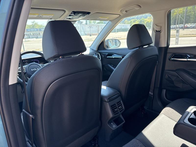 new 2026 Kia Seltos car, priced at $27,900