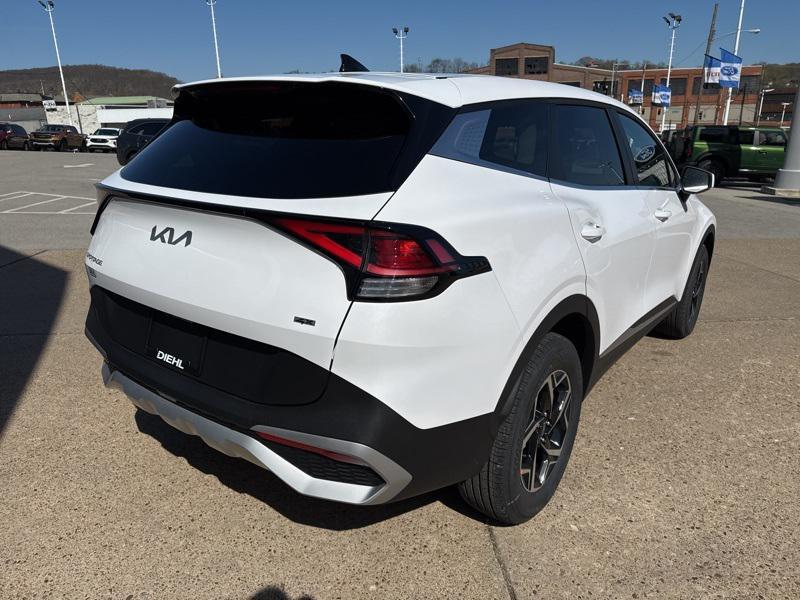 new 2025 Kia Sportage car, priced at $28,689