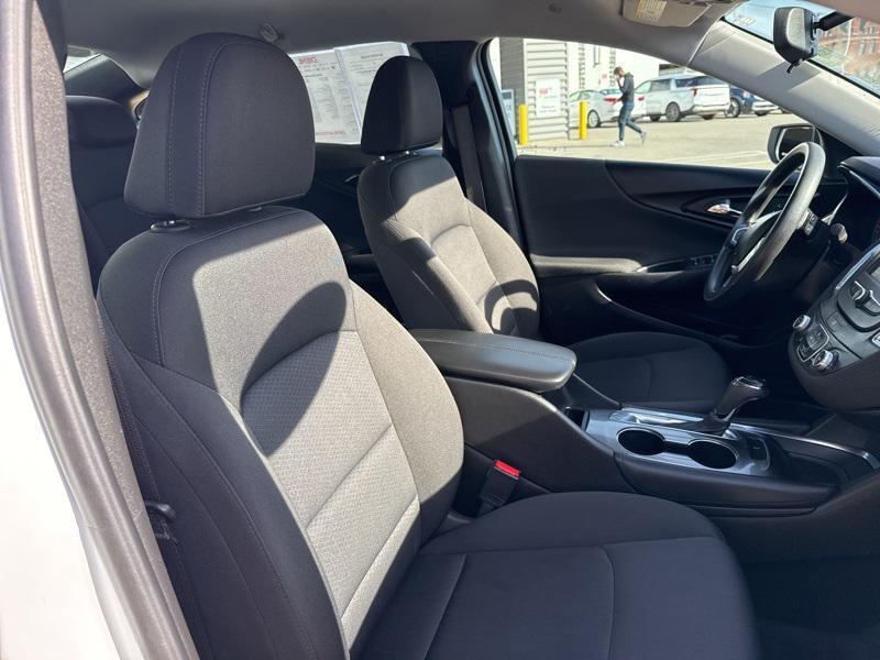used 2018 Chevrolet Malibu car, priced at $11,773