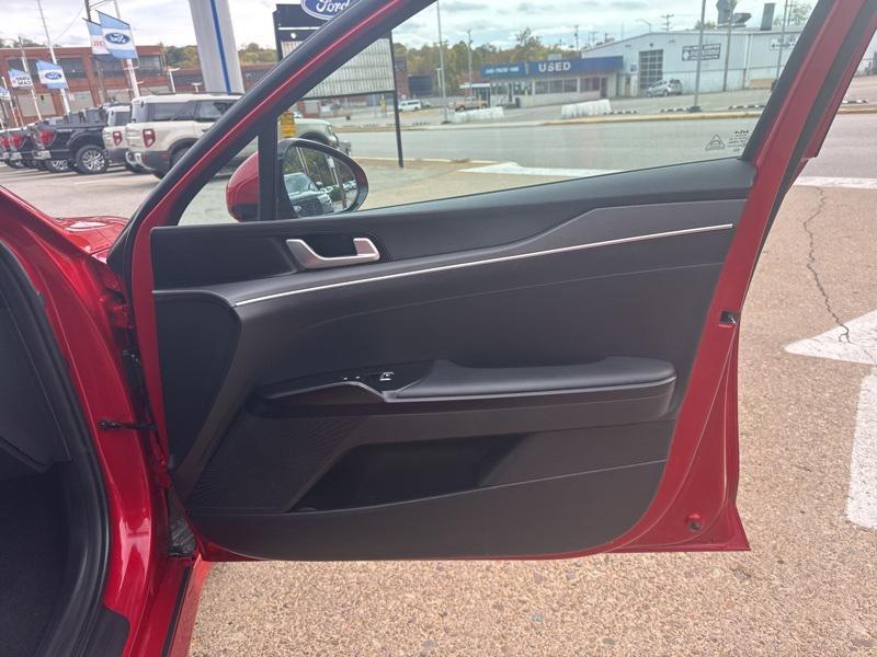 used 2025 Kia K5 car, priced at $23,052