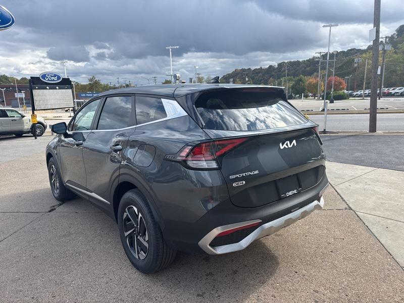 new 2025 Kia Sportage Hybrid car, priced at $29,177
