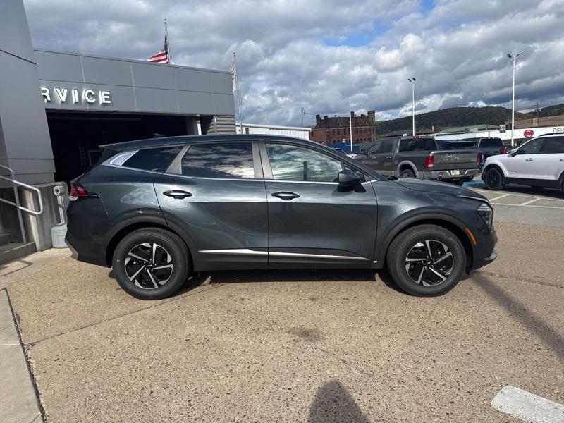 new 2025 Kia Sportage Hybrid car, priced at $29,177