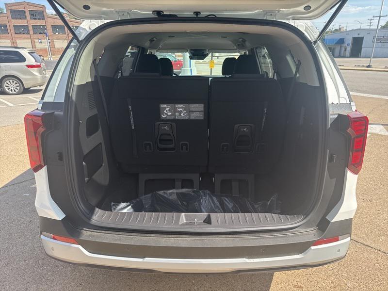 new 2026 Kia Carnival car, priced at $36,226