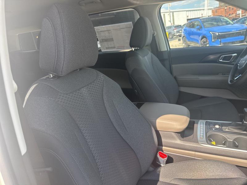 new 2026 Kia Carnival car, priced at $36,226