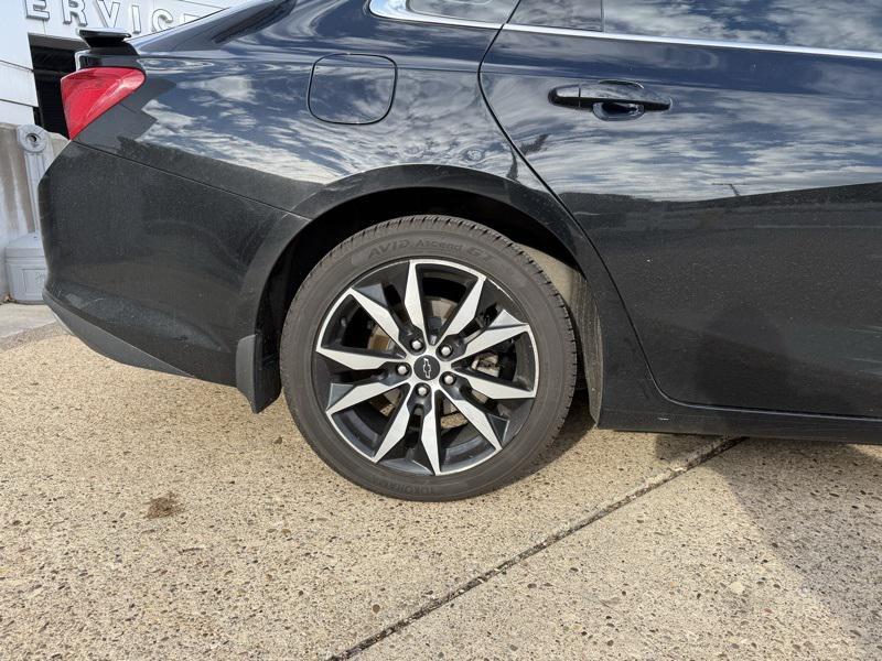 used 2021 Chevrolet Malibu car, priced at $16,035