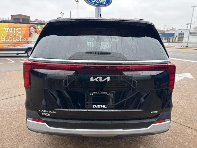 new 2025 Kia Carnival car, priced at $42,500