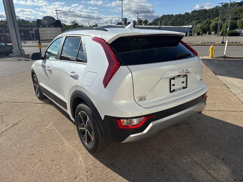 new 2025 Kia Niro Plug-In Hybrid car, priced at $32,600