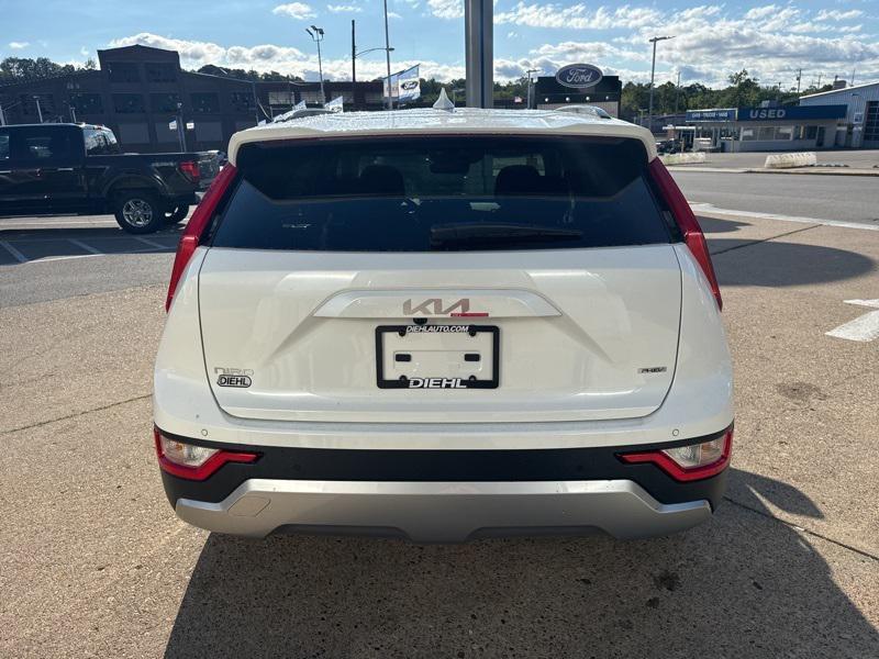 new 2025 Kia Niro Plug-In Hybrid car, priced at $32,600
