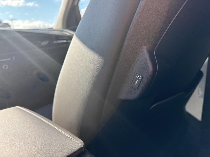 new 2025 Kia Niro Plug-In Hybrid car, priced at $32,600