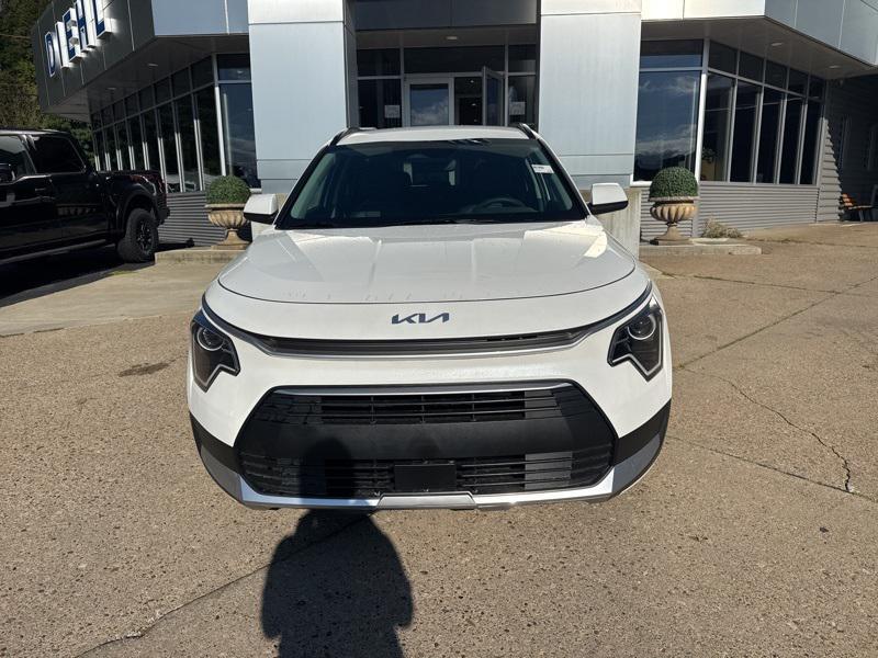 new 2025 Kia Niro Plug-In Hybrid car, priced at $32,600
