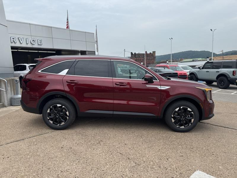 new 2025 Kia Sorento car, priced at $34,602