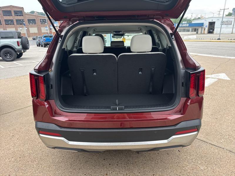 new 2025 Kia Sorento car, priced at $34,602