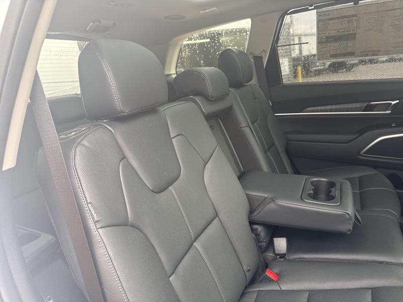 new 2025 Kia Telluride car, priced at $46,428